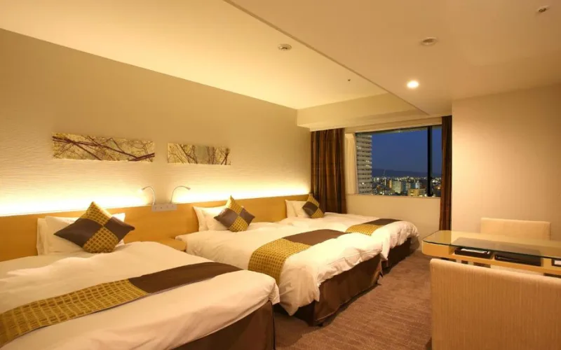 Hotel Keihan Kyobashi Grande - Image 2